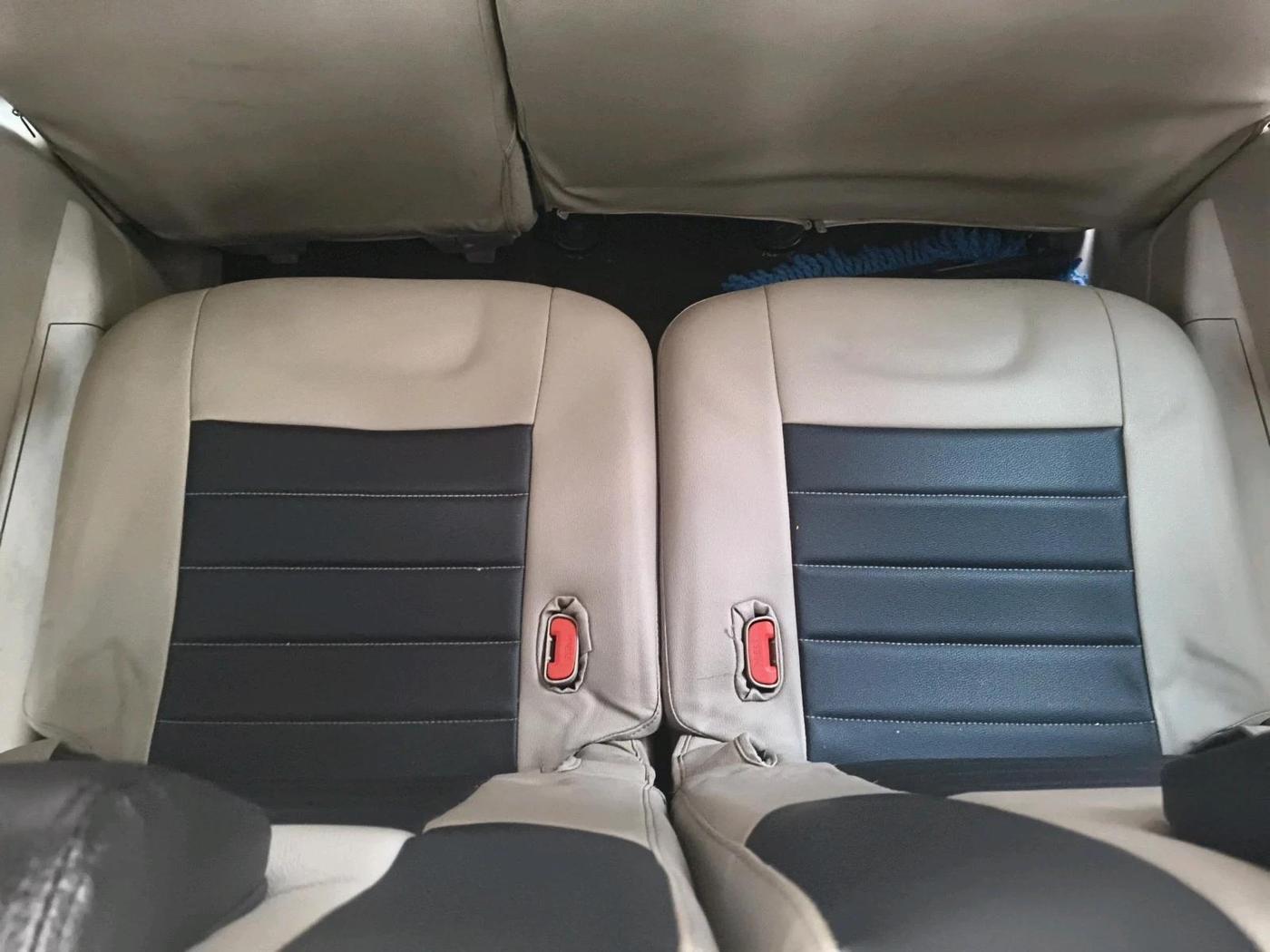 2017 Mahindra XUV500 W6 AT, Diesel, Automatic, 49,903 km, interior