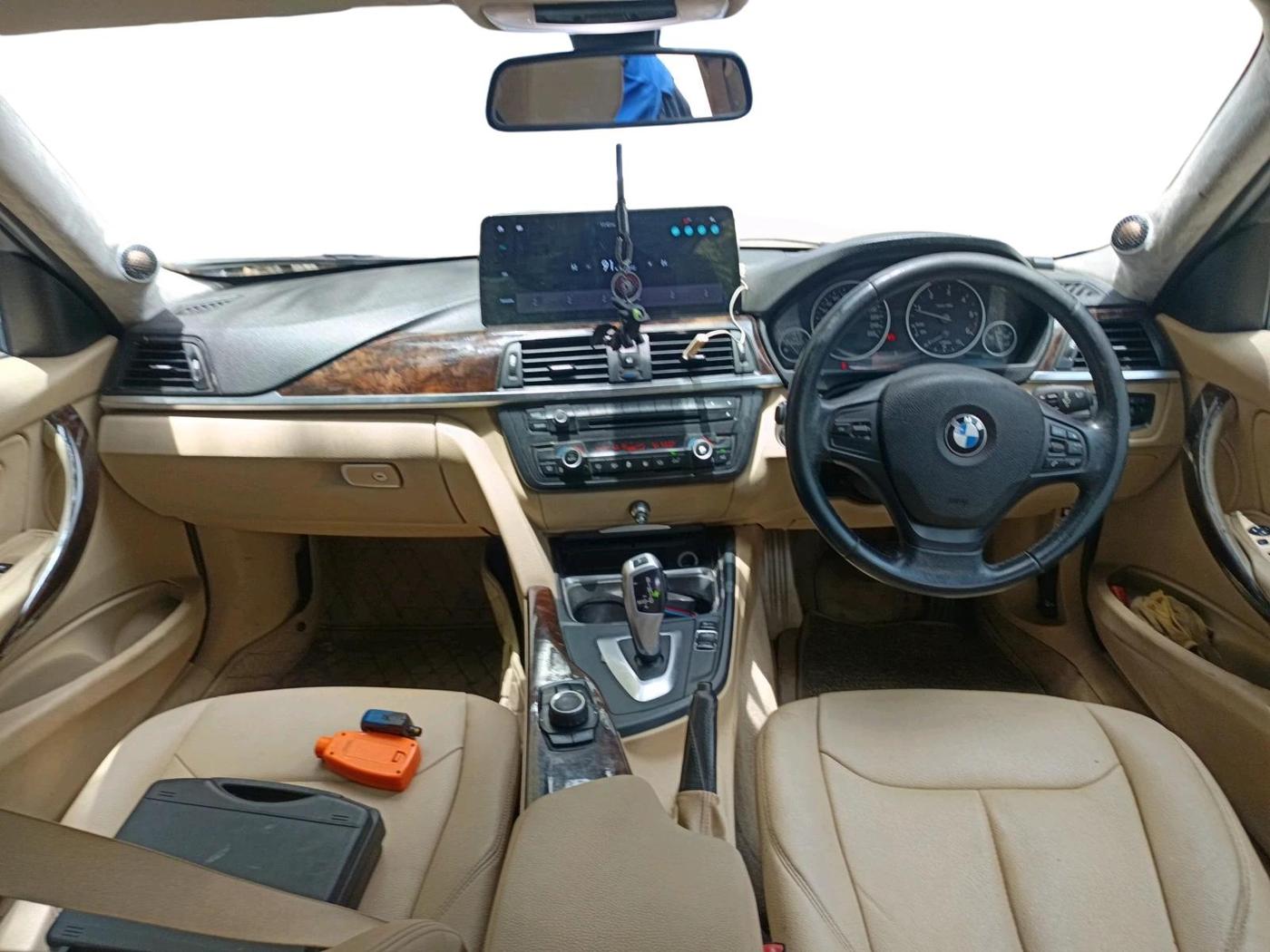 2013 BMW 3 Series 320d, Diesel, Automatic, 1,46,912 km, interior