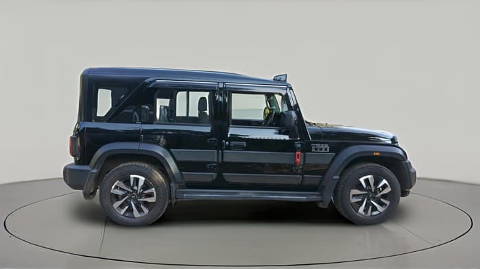 2025 Mahindra Thar Roxx AX7 L Diesel AT 2WD, Diesel, Automatic, 30,740 km, exterior