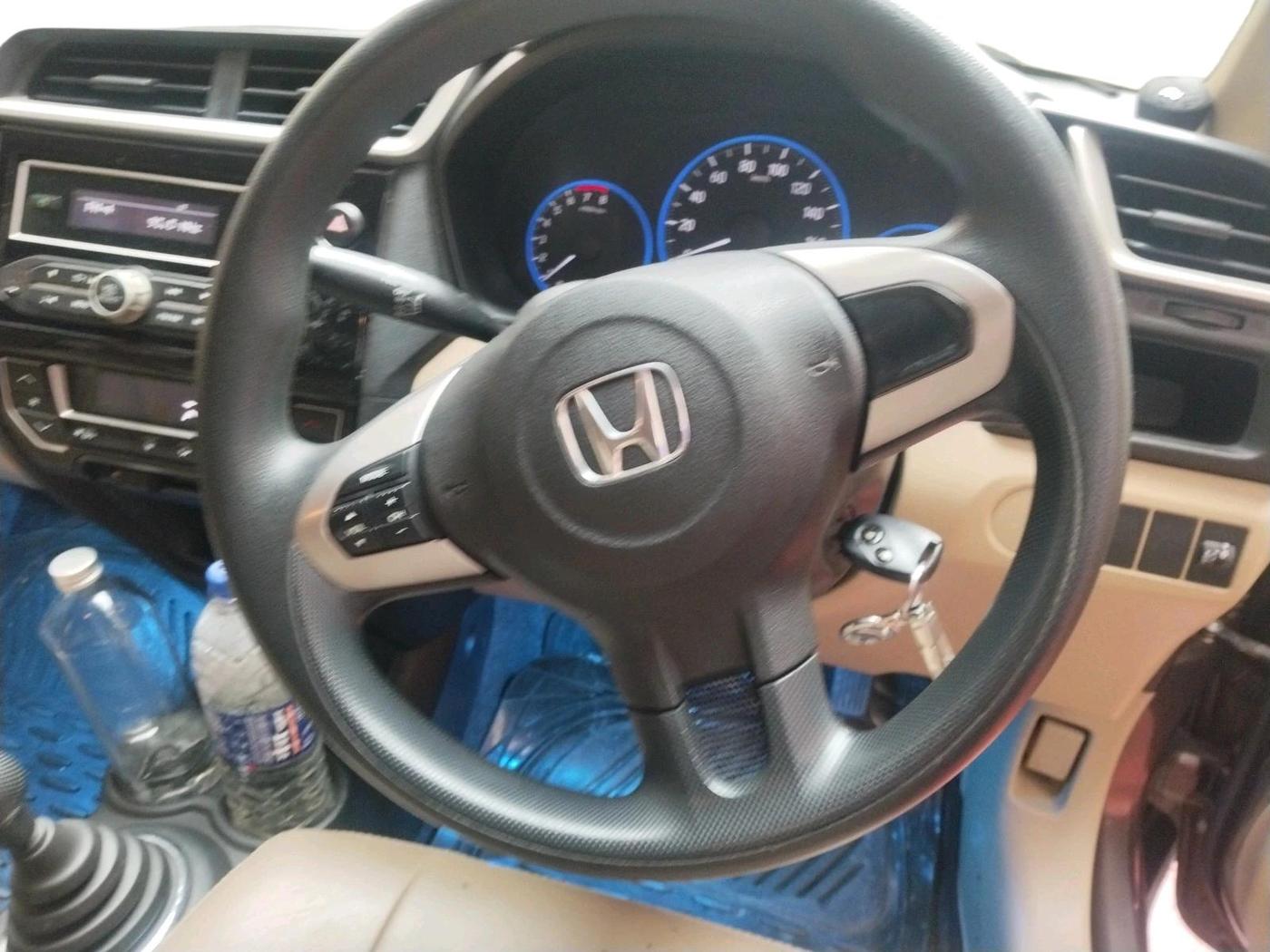 2015 Honda Amaze 1.2L I-VTEC S, Petrol, Manual, 63,806 km, interior