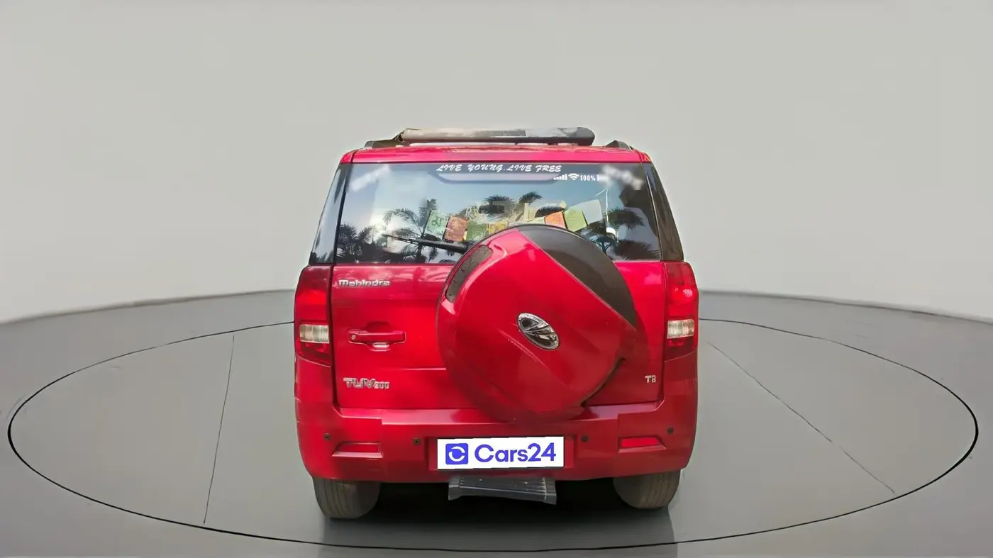 2016 Mahindra TUV300 T8, Diesel, Manual, 1,98,906 km, exterior