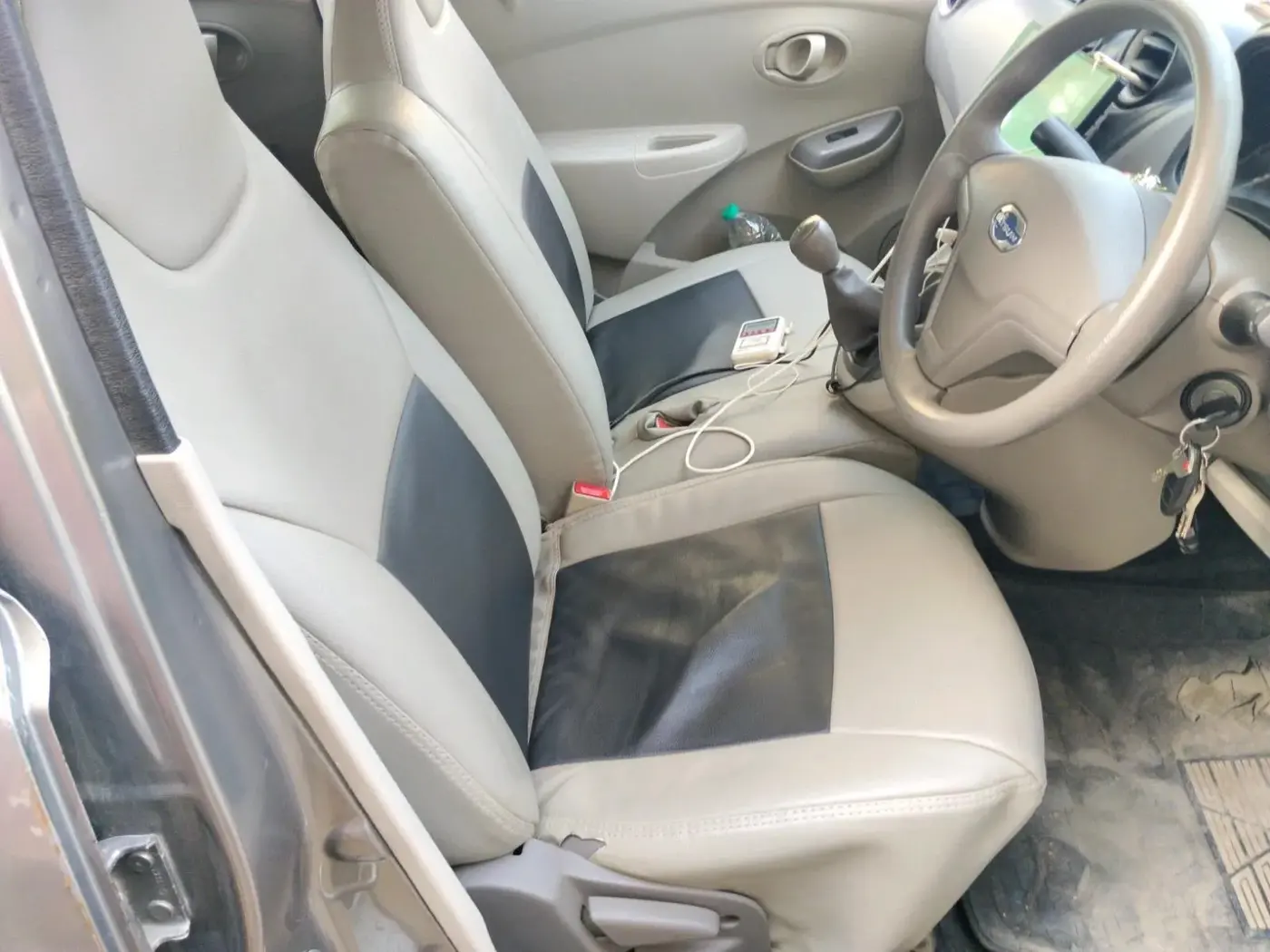 2016 Datsun Go Plus T, Petrol, Manual, 29,263 km, interior