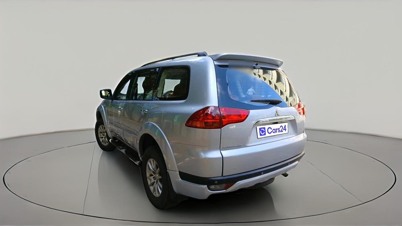 2012 Mitsubishi Pajero Sport 2.5 MT 4X4, Diesel, Manual, 1,33,417 km, exterior