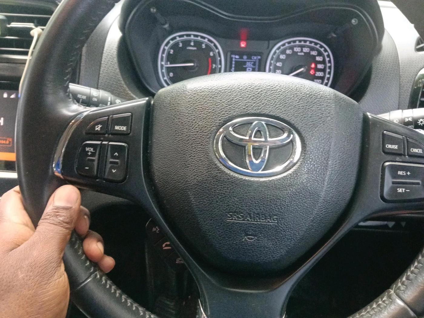 2021 Toyota URBAN CRUISER PREMIUM GRADE AT, Petrol, Automatic, 52,000 km, interior