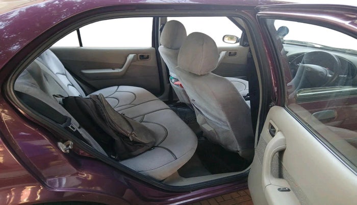 2006 Ford Ikon 1.3 FLAIR PETROL, Petrol, Manual, 30,772 km, interior