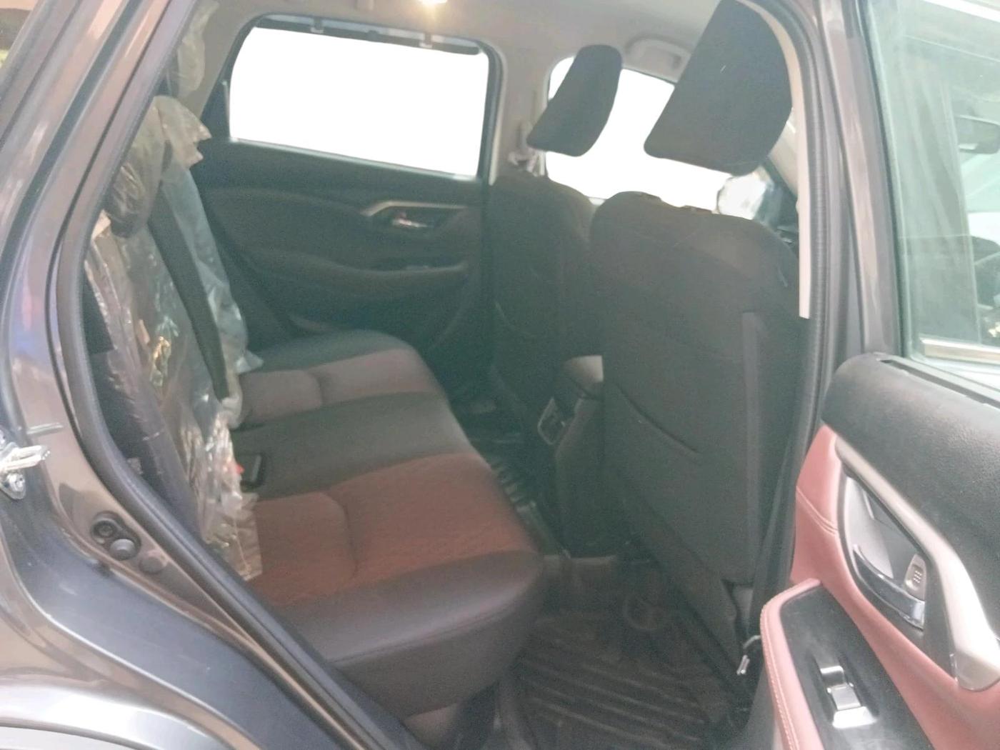 2025 Maruti Grand Vitara ZETA CNG, CNG, Manual, 1,717 km, interior