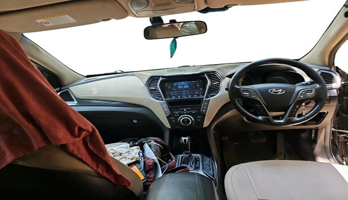 2016 Hyundai Santa Fe 2 WD AT, Diesel, Automatic, 70,152 km, interior