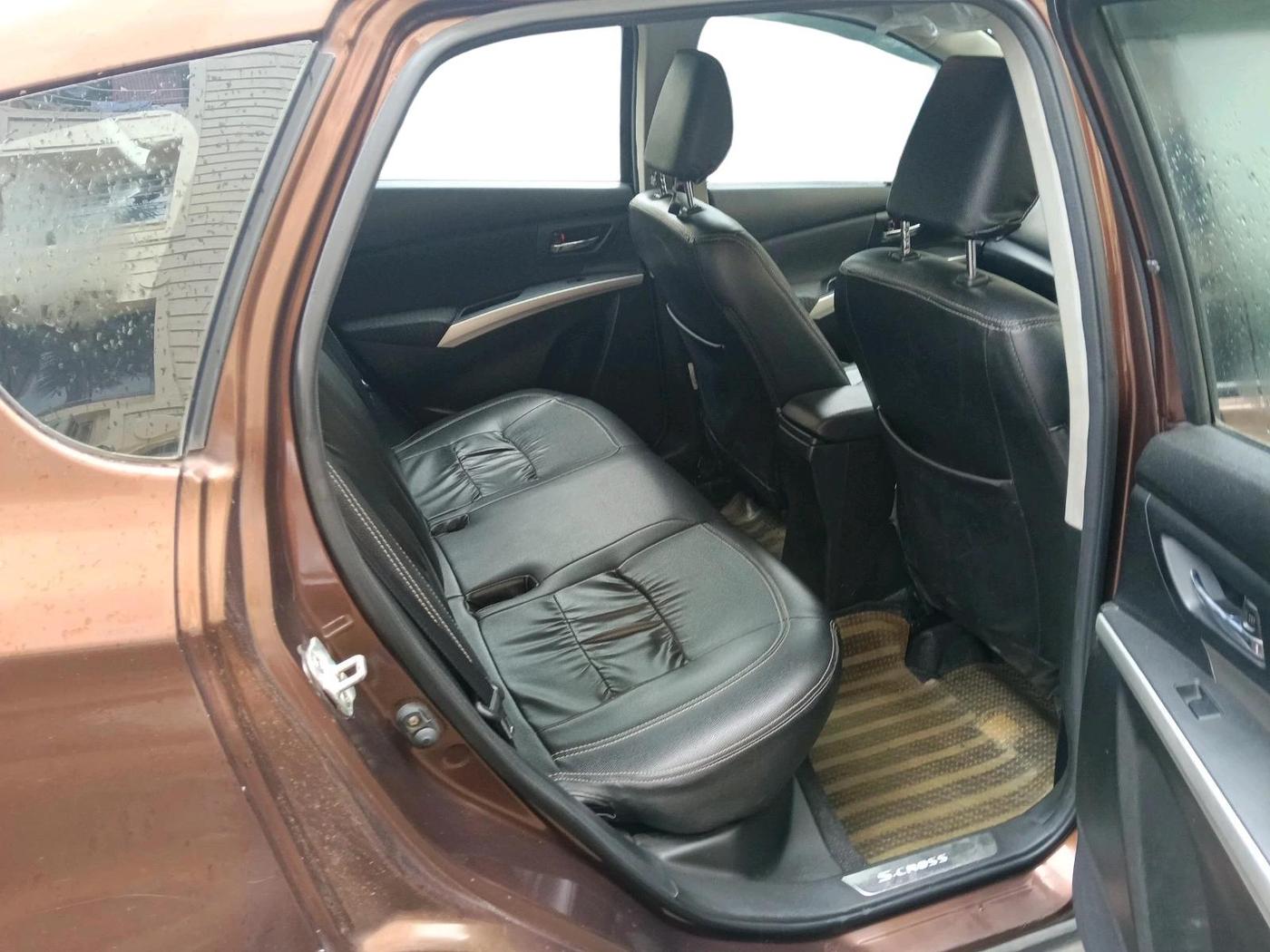 2015 Maruti S Cross DELTA 1.3, Diesel, Manual, 1,58,543 km, interior