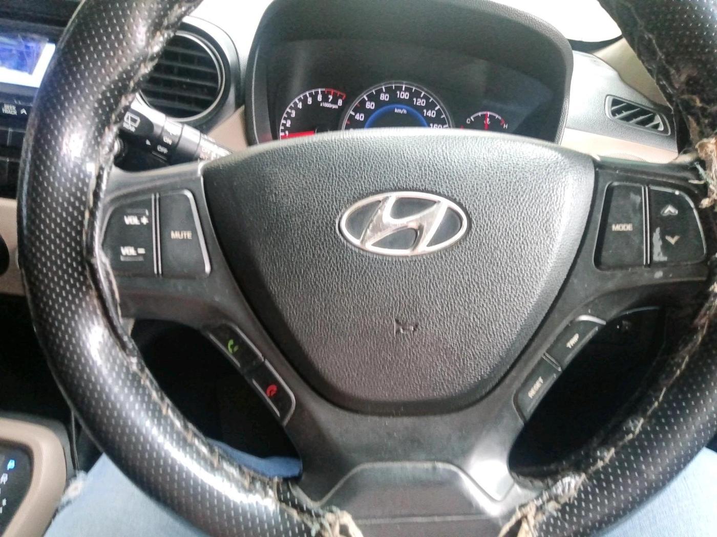 2014 Hyundai Grand i10 ASTA AT 1.2 KAPPA VTVT, Petrol, Automatic, 80,234 km, interior