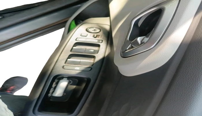 2022 Hyundai GRAND I10 NIOS SPORTZ 1.2 KAPPA VTVT CNG, CNG, Manual, 55,000 km, interior