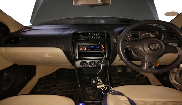 2011 Volkswagen Polo COMFORTLINE 1.2L PETROL, Petrol, Manual, 53,961 km, interior