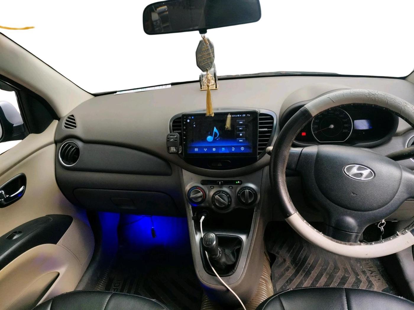 2012 Hyundai i10 MAGNA 1.2, Petrol, Manual, 55,587 km, interior