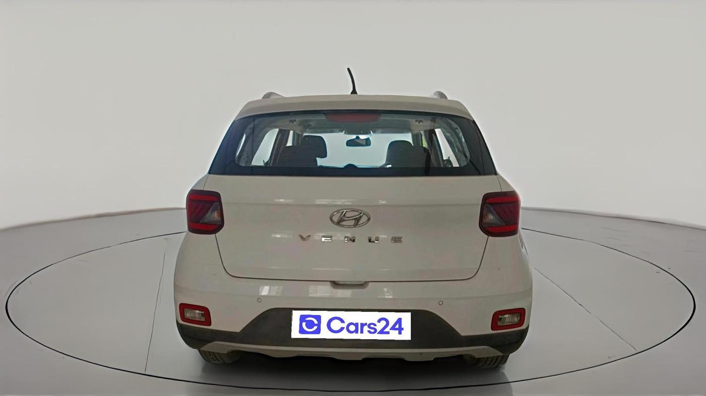 2020 Hyundai VENUE S 1.2, Petrol, Manual, 17,526 km, exterior