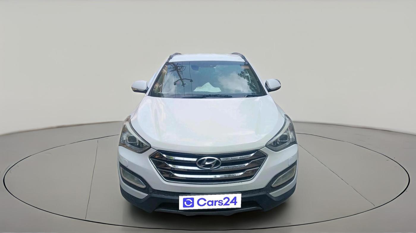 2015 Hyundai Santa Fe 2 WD AT, Diesel, Automatic, 92,430 km, exterior