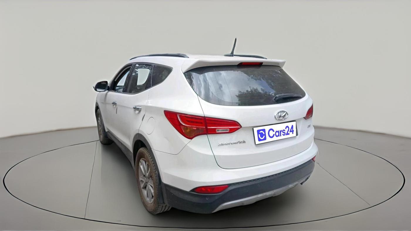 2015 Hyundai Santa Fe 2 WD AT, Diesel, Automatic, 92,430 km, exterior