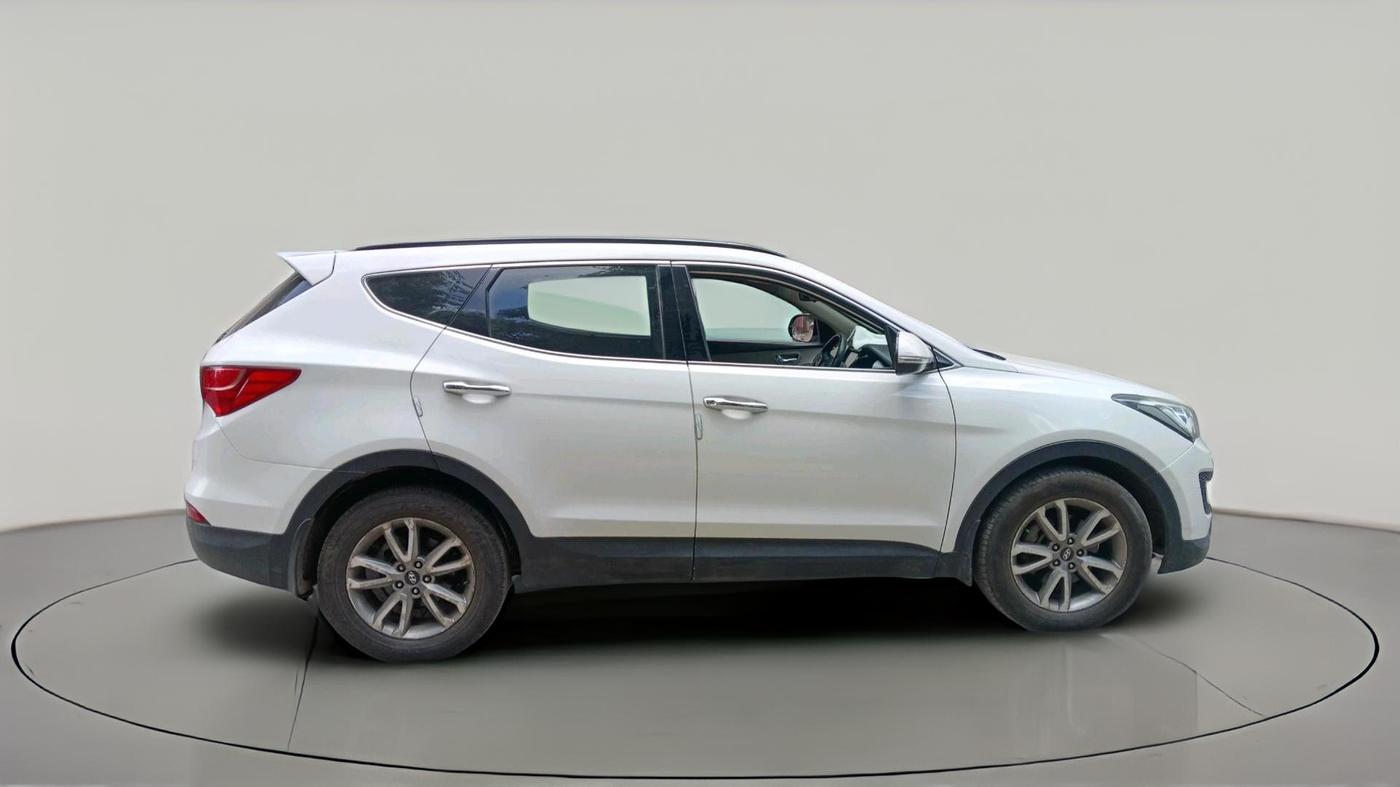 2015 Hyundai Santa Fe 2 WD AT, Diesel, Automatic, 92,430 km, exterior