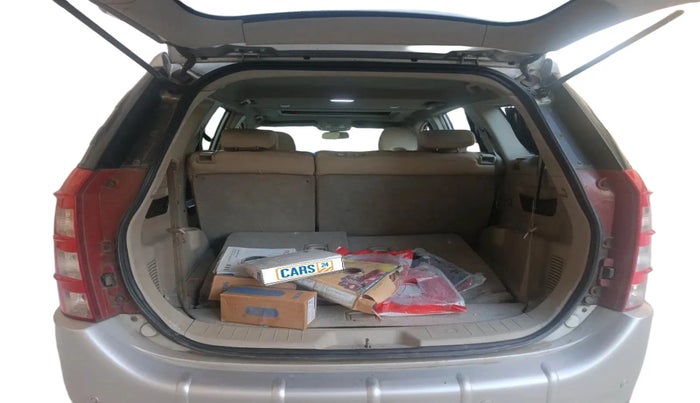 2016 Mahindra XUV500 W10 AT, Diesel, Automatic, 1,30,373 km, exterior