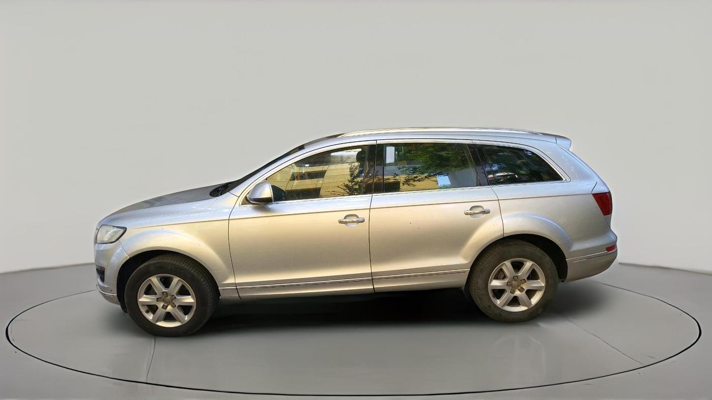 2011 Audi Q7 3.0 TDI QUATTRO, Diesel, Automatic, 1,03,348 km, exterior