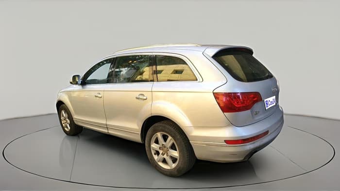 2011 Audi Q7 3.0 TDI QUATTRO, Diesel, Automatic, 1,03,348 km, exterior