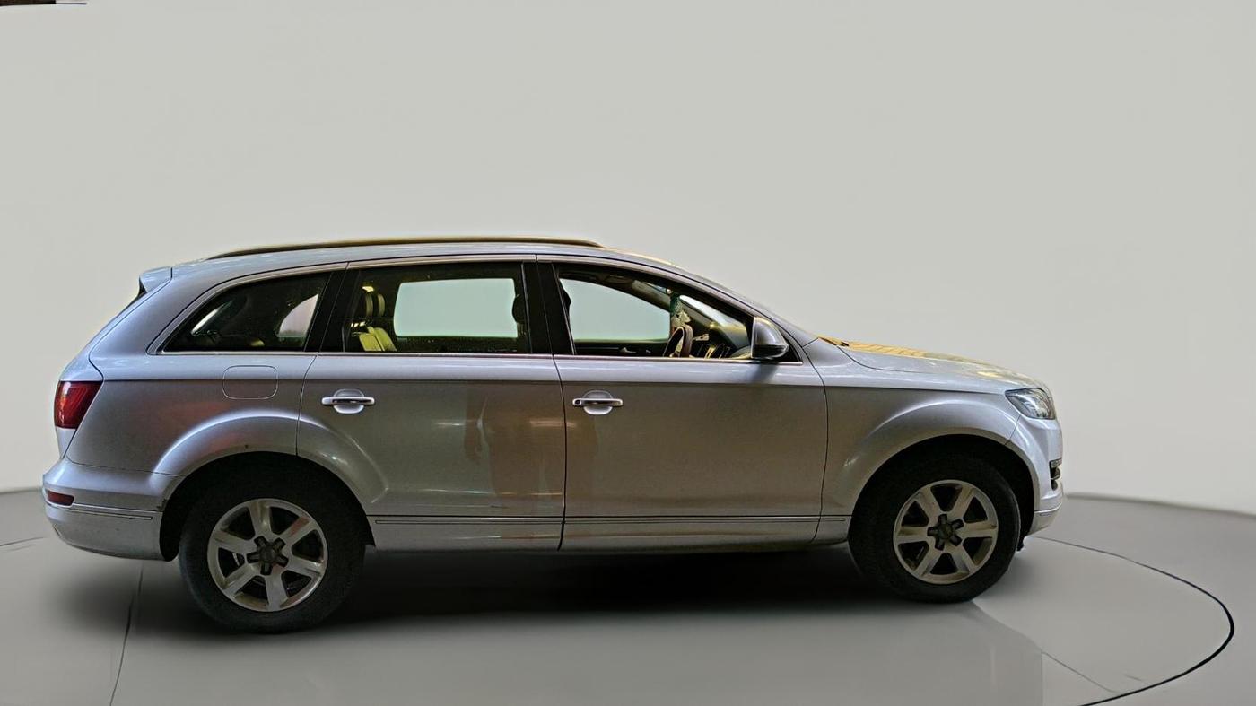 2011 Audi Q7 3.0 TDI QUATTRO, Diesel, Automatic, 1,03,348 km, exterior