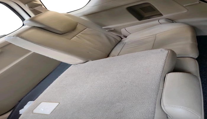 2012 Toyota Fortuner 3.0 4X2 AT, Diesel, Automatic, 75,812 km, interior