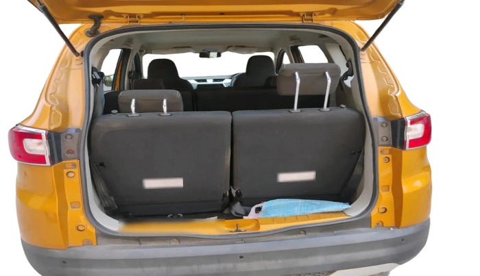 2020 Renault TRIBER RXZ AMT, Petrol, Automatic, 40,508 km, exterior