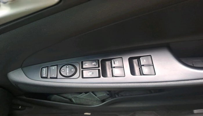 2020 Hyundai Tucson GLS 2WD AT DIESEL, Diesel, Automatic, 83,760 km, interior