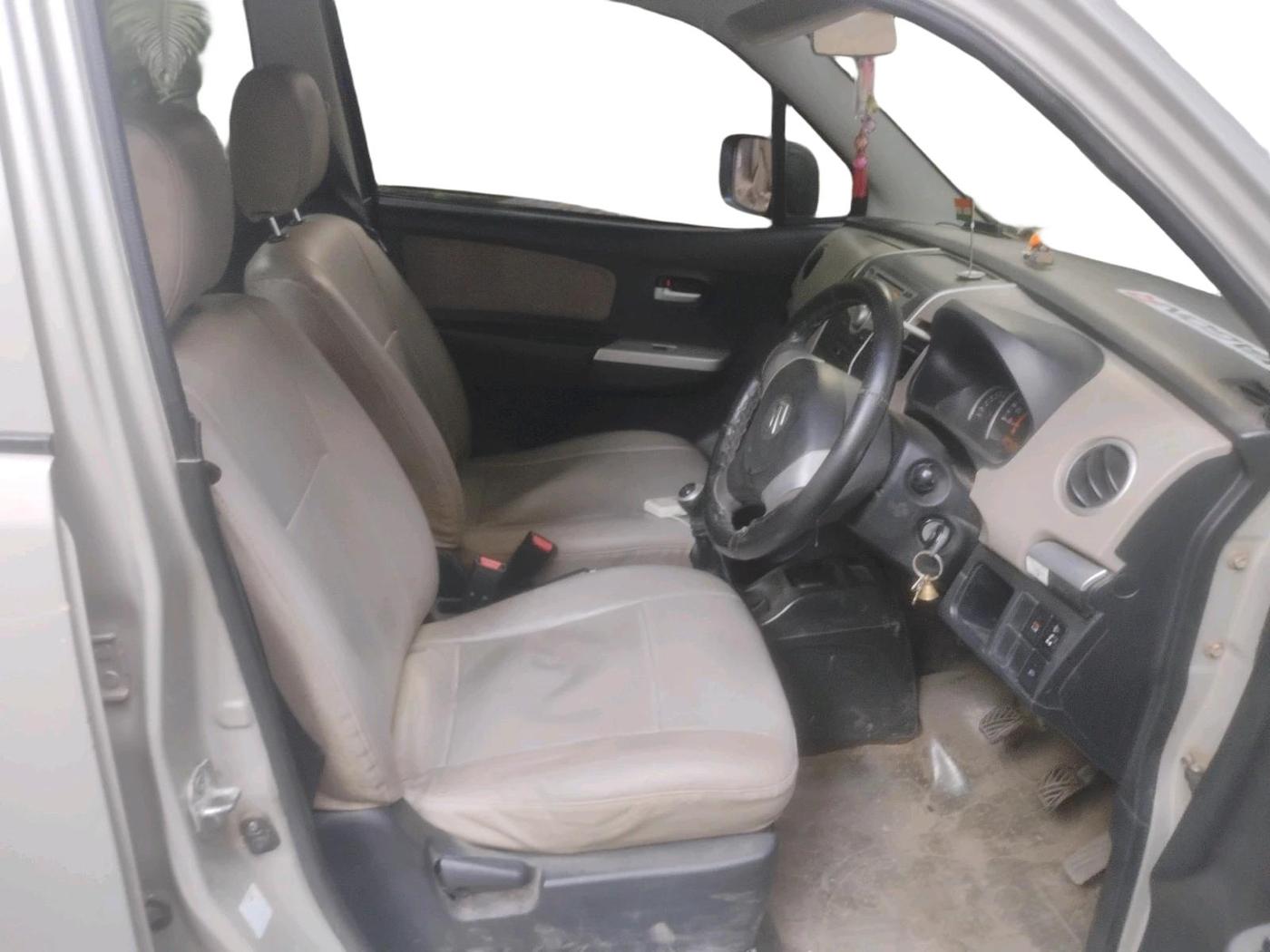 2013 Maruti Wagon R 1.0 VXI, Petrol, Manual, 67,026 km, interior