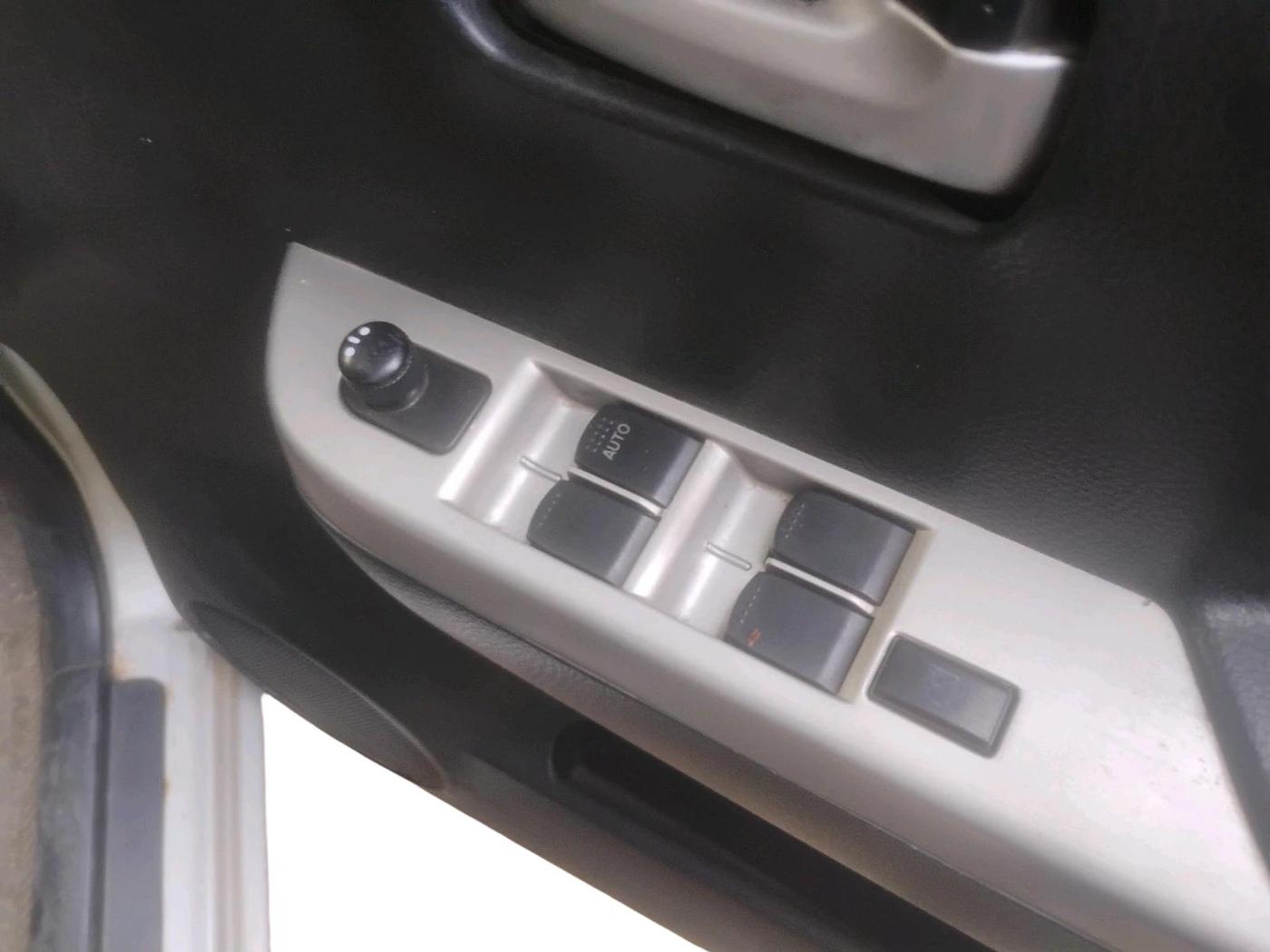2013 Maruti Wagon R 1.0 VXI, Petrol, Manual, 67,026 km, interior