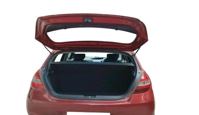 2011 Hyundai i20 MAGNA 1.2, Petrol, Manual, 99,094 km, exterior