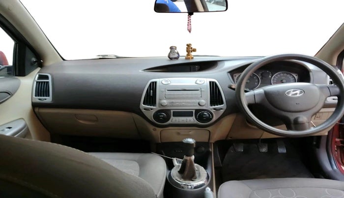 2011 Hyundai i20 MAGNA 1.2, Petrol, Manual, 99,094 km, interior