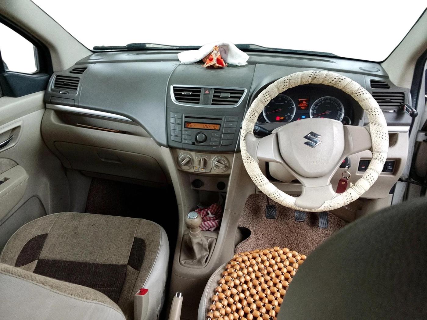 2012 Maruti Ertiga VDI, Diesel, Manual, 1,07,614 km, interior