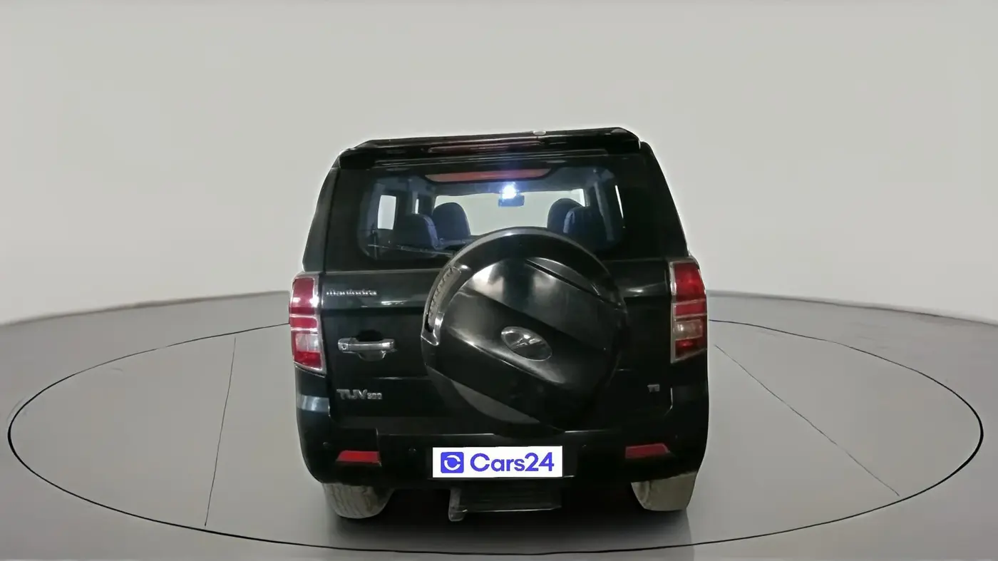2015 Mahindra TUV300 T8, Diesel, Manual, 1,55,624 km, exterior