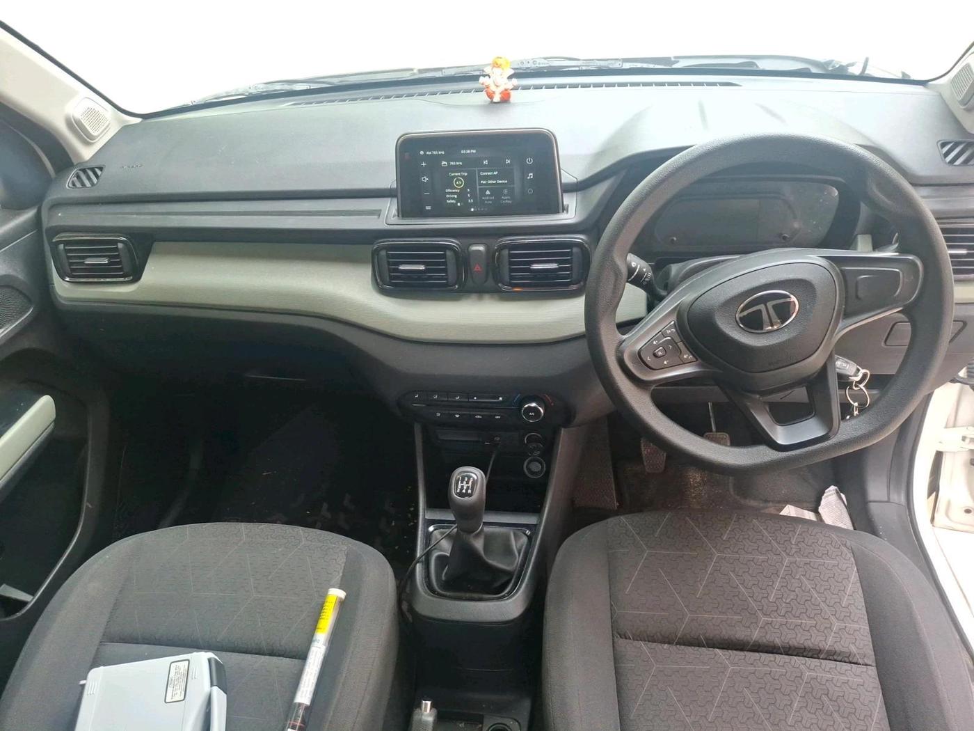 2024 Tata PUNCH ADVENTURE MT CNG , CNG, Manual, 50,187 km, interior