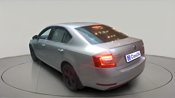 2017 Skoda Octavia STYLE 1.8 TSI AT, Petrol, Automatic, 47,559 km, exterior