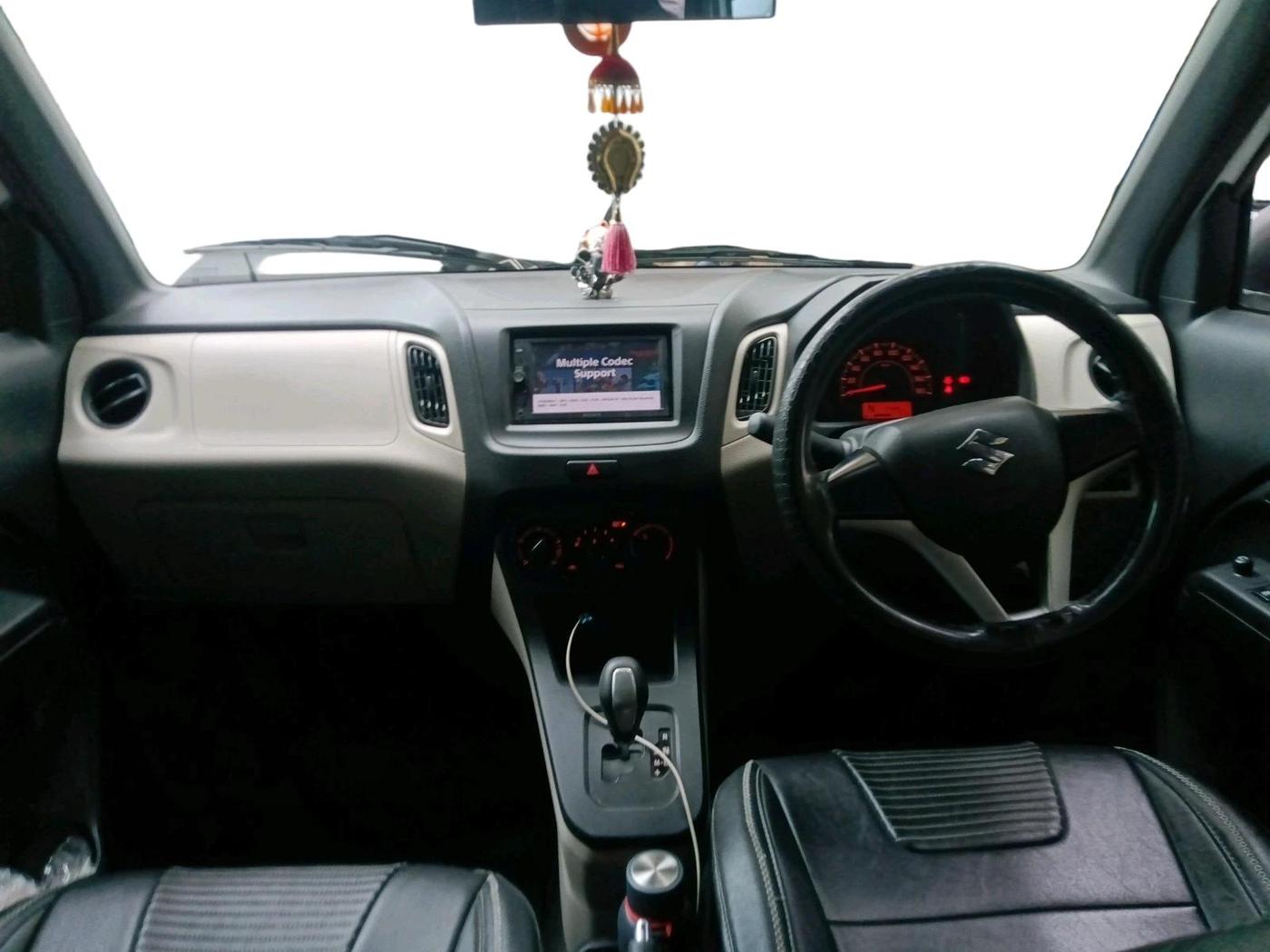 2019 Maruti New Wagon-R VXI 1.0 AMT, Petrol, Automatic, 72,449 km, interior
