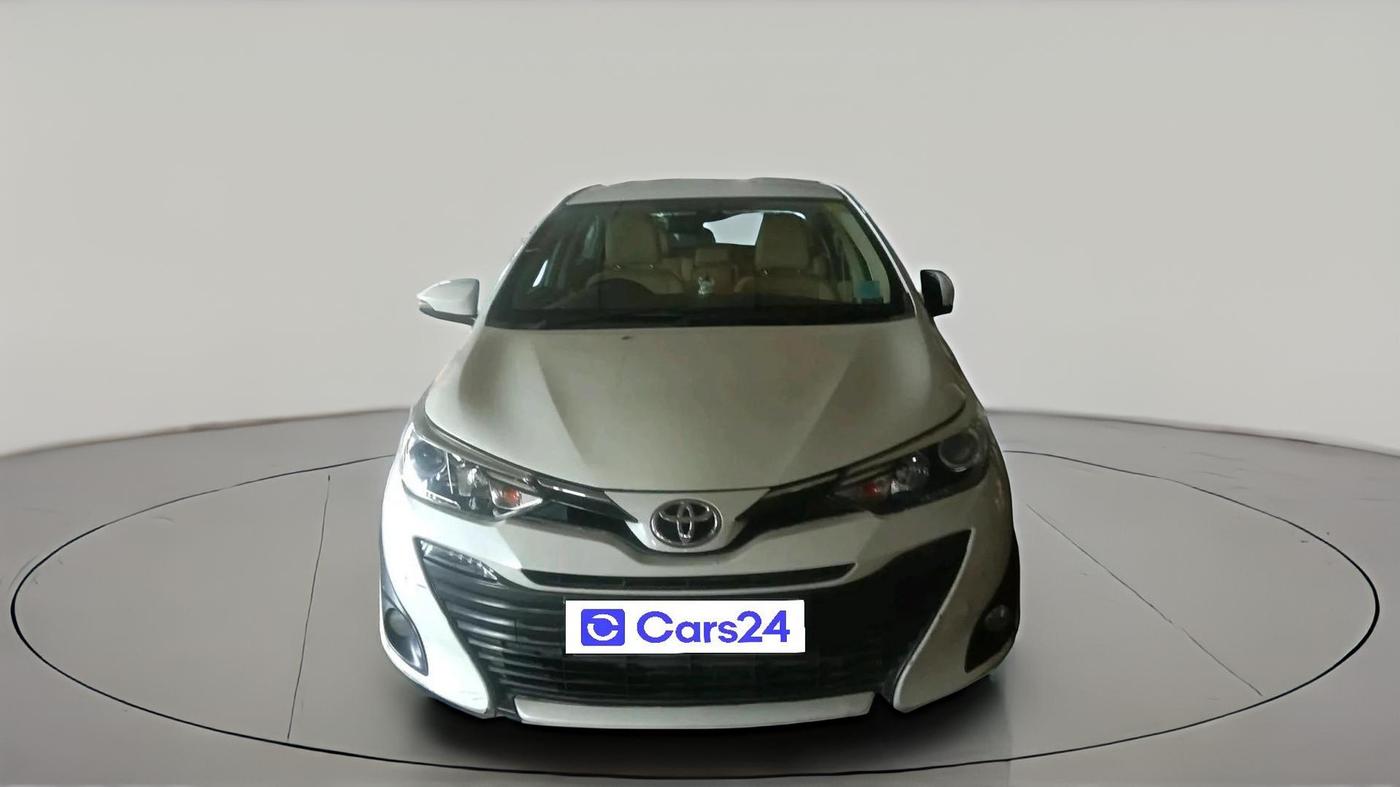 2018 Toyota YARIS VX CVT, Petrol, Automatic, 1,18,492 km, exterior