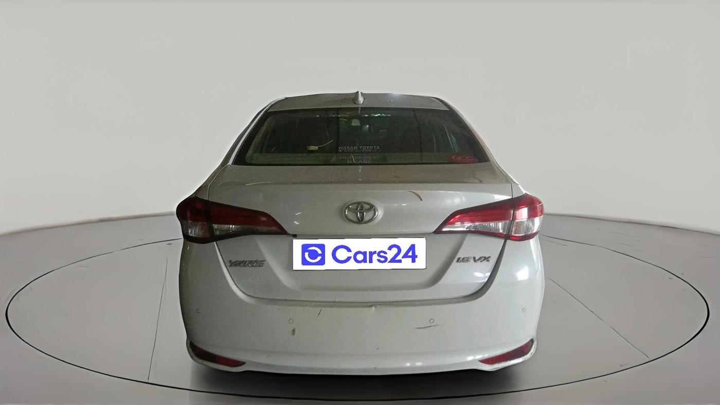 2018 Toyota YARIS VX CVT, Petrol, Automatic, 1,18,492 km, exterior