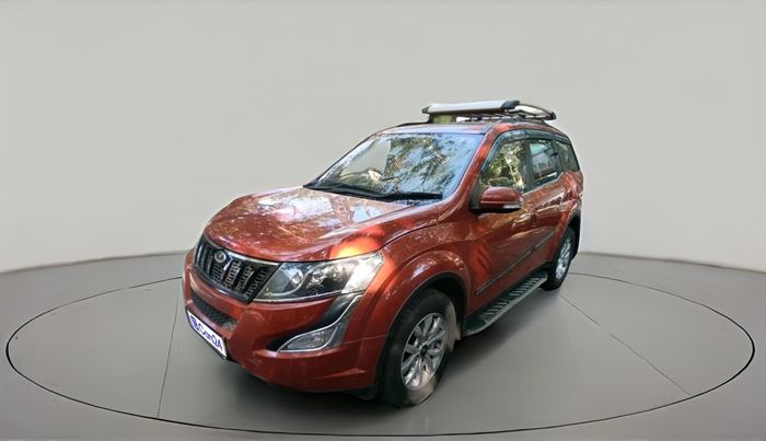 2015 Mahindra XUV500 W10, Diesel, Manual, 1,27,046 km, exterior