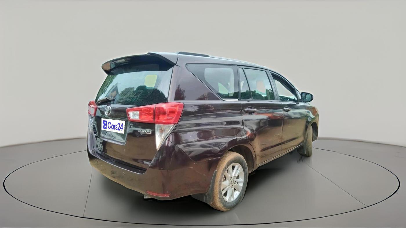 2017 Toyota Innova Crysta 2.8 GX AT 7 STR, Diesel, Automatic, 1,52,259 km, exterior