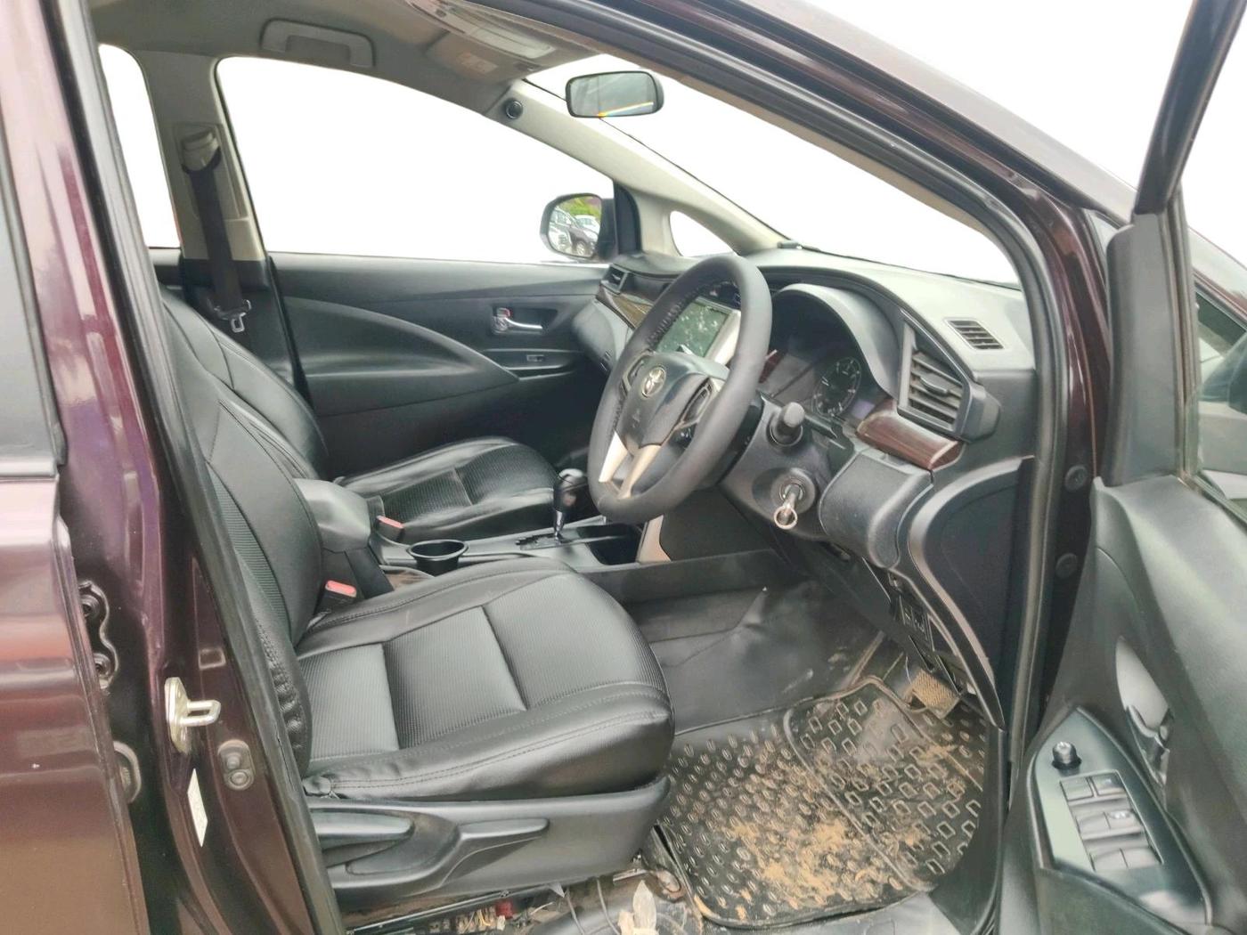 2017 Toyota Innova Crysta 2.8 GX AT 7 STR, Diesel, Automatic, 1,52,259 km, interior