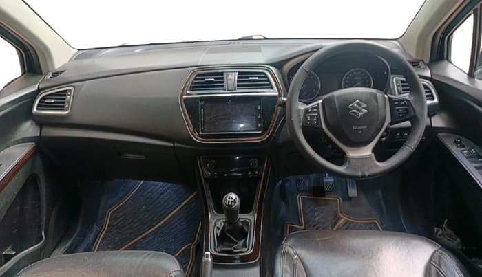 2017 Maruti S Cross ALPHA 1.3, Diesel, Manual, 2,06,237 km, interior