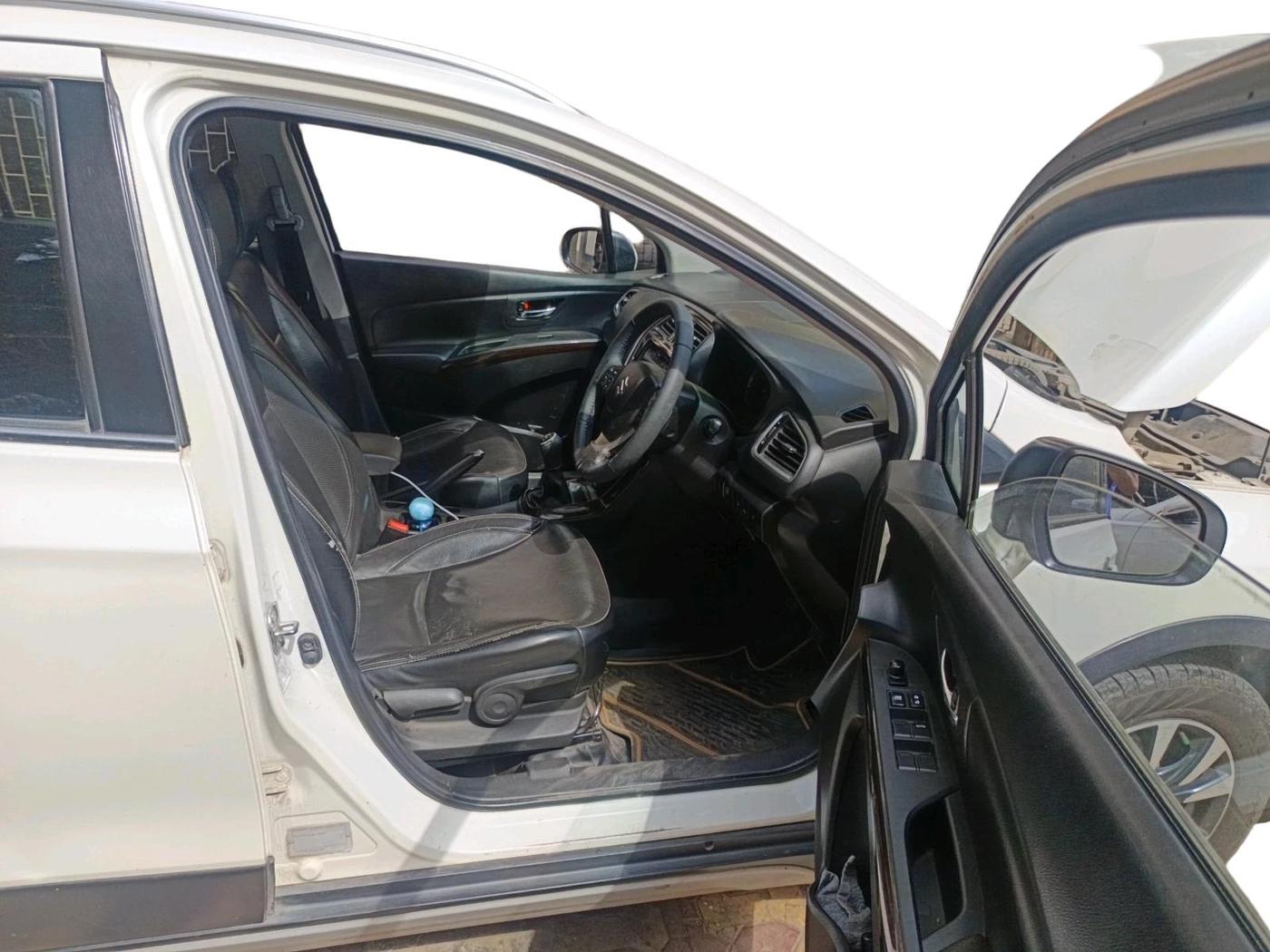 2017 Maruti S Cross ALPHA 1.3, Diesel, Manual, 2,06,237 km, interior