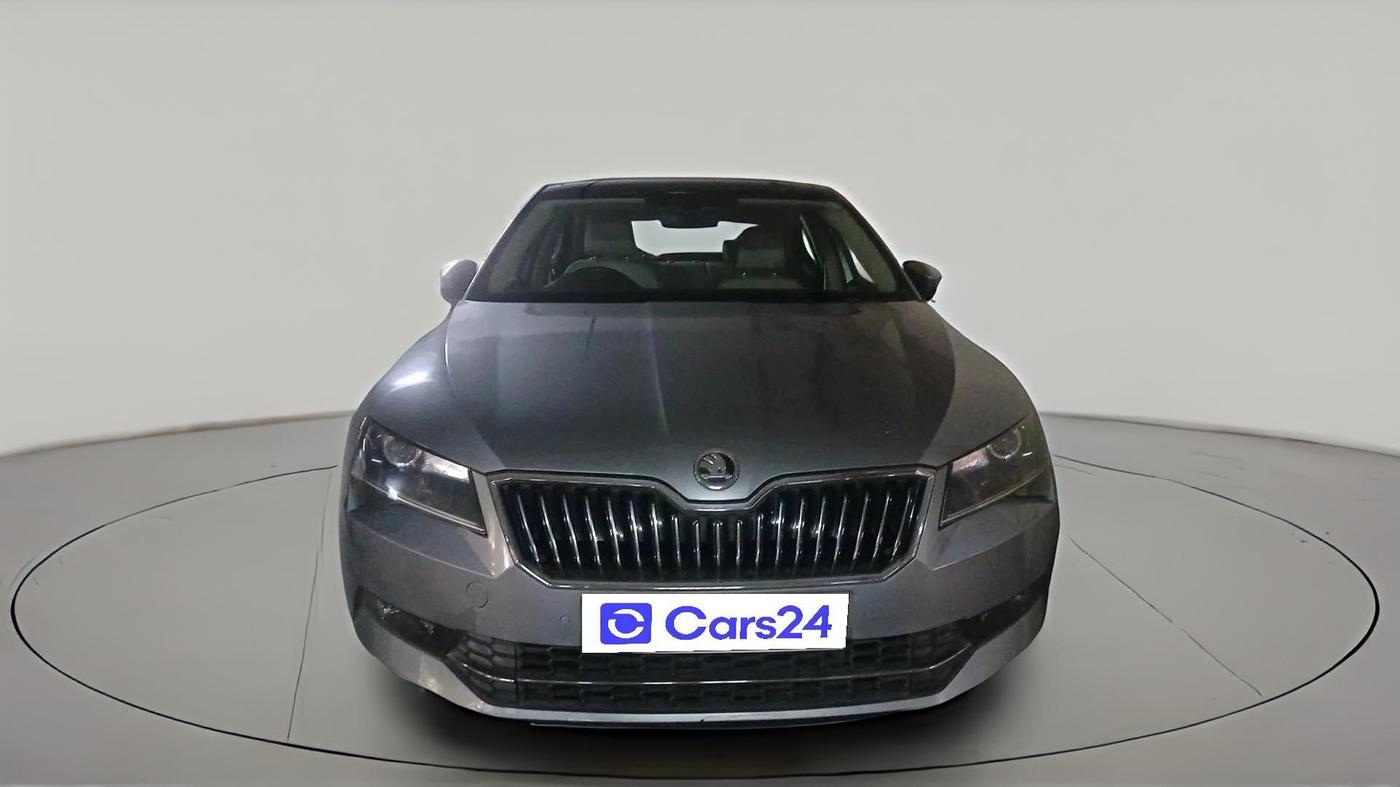 2016 Skoda Superb L&K 1.8 TSI AT, Petrol, Automatic, 73,035 km, exterior
