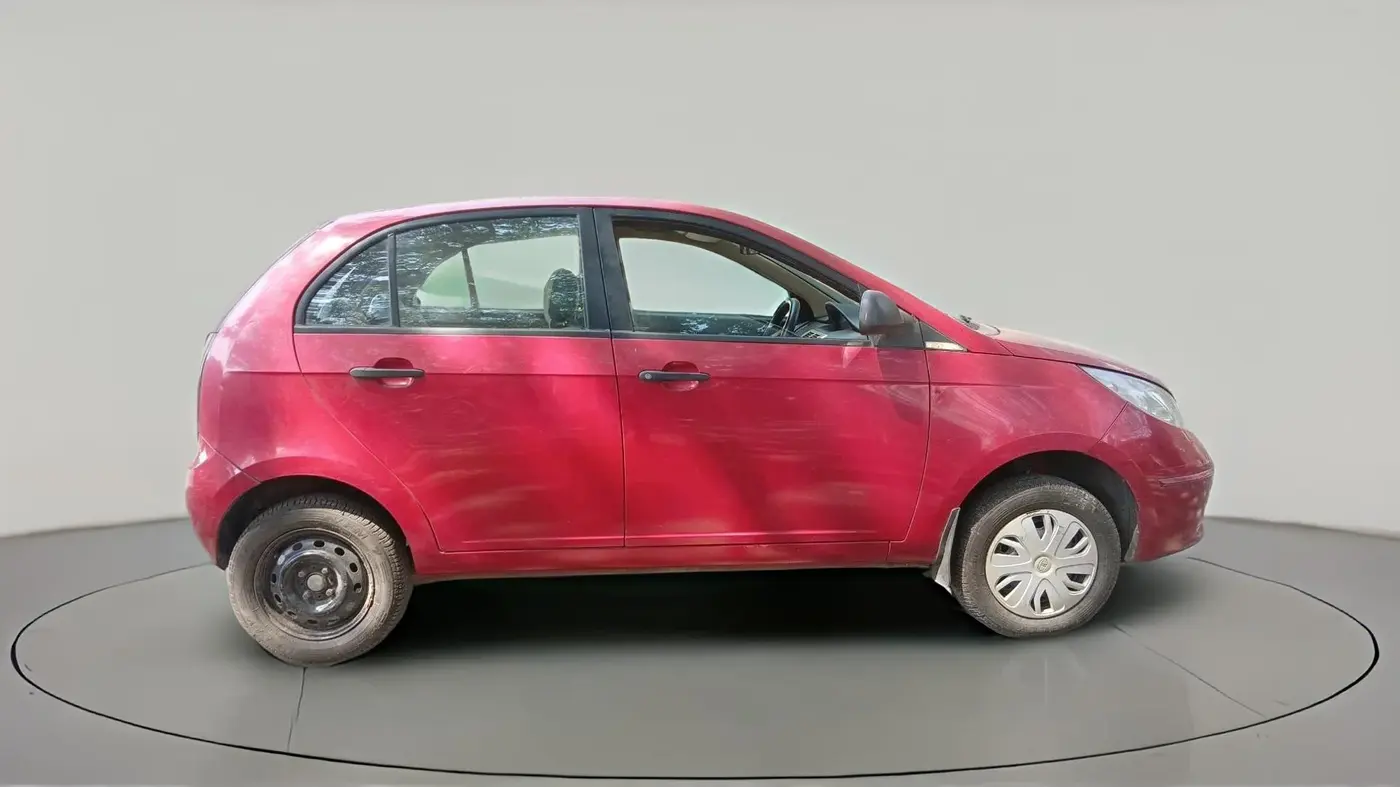 2011 Tata Indica Vista LS QUADRAJET, Diesel, Manual, 87,856 km, exterior