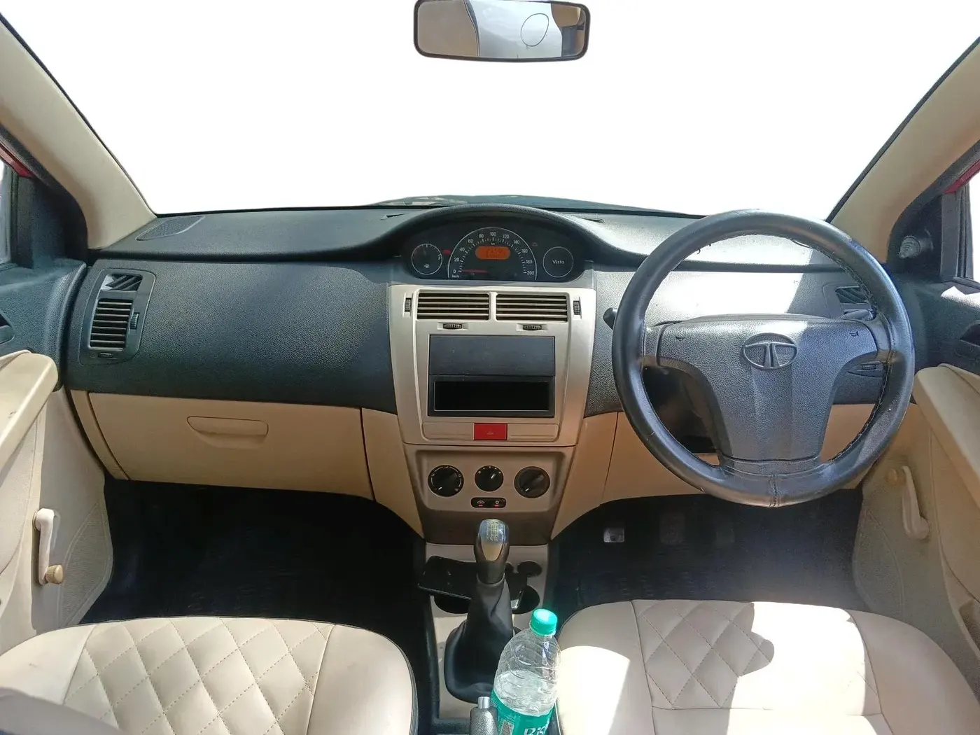 2011 Tata Indica Vista LS QUADRAJET, Diesel, Manual, 87,856 km, interior