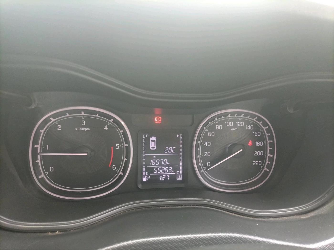 2017 Maruti Vitara Brezza ZDI PLUS, Diesel, Manual, 55,263 km, interior