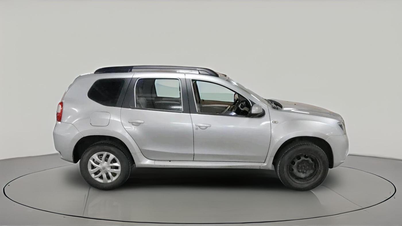 2015 Nissan Terrano XL (P), Petrol, Manual, 80,301 km, exterior