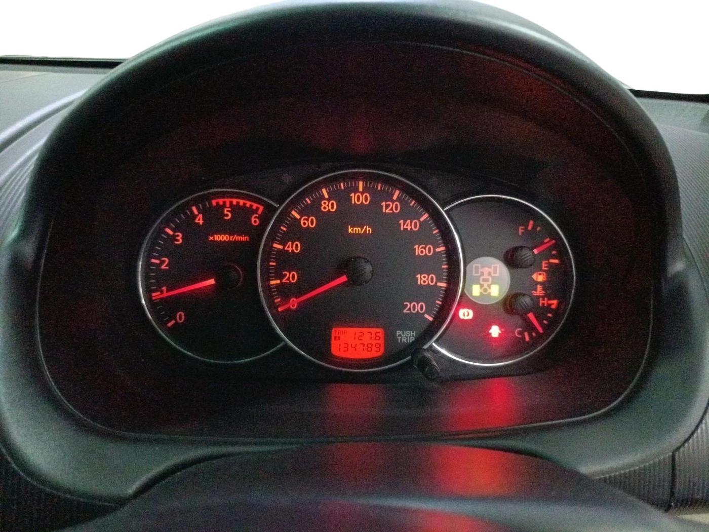 2012 Mitsubishi Pajero Sport 2.5 MT 4X4, Diesel, Manual, 1,34,789 km, interior