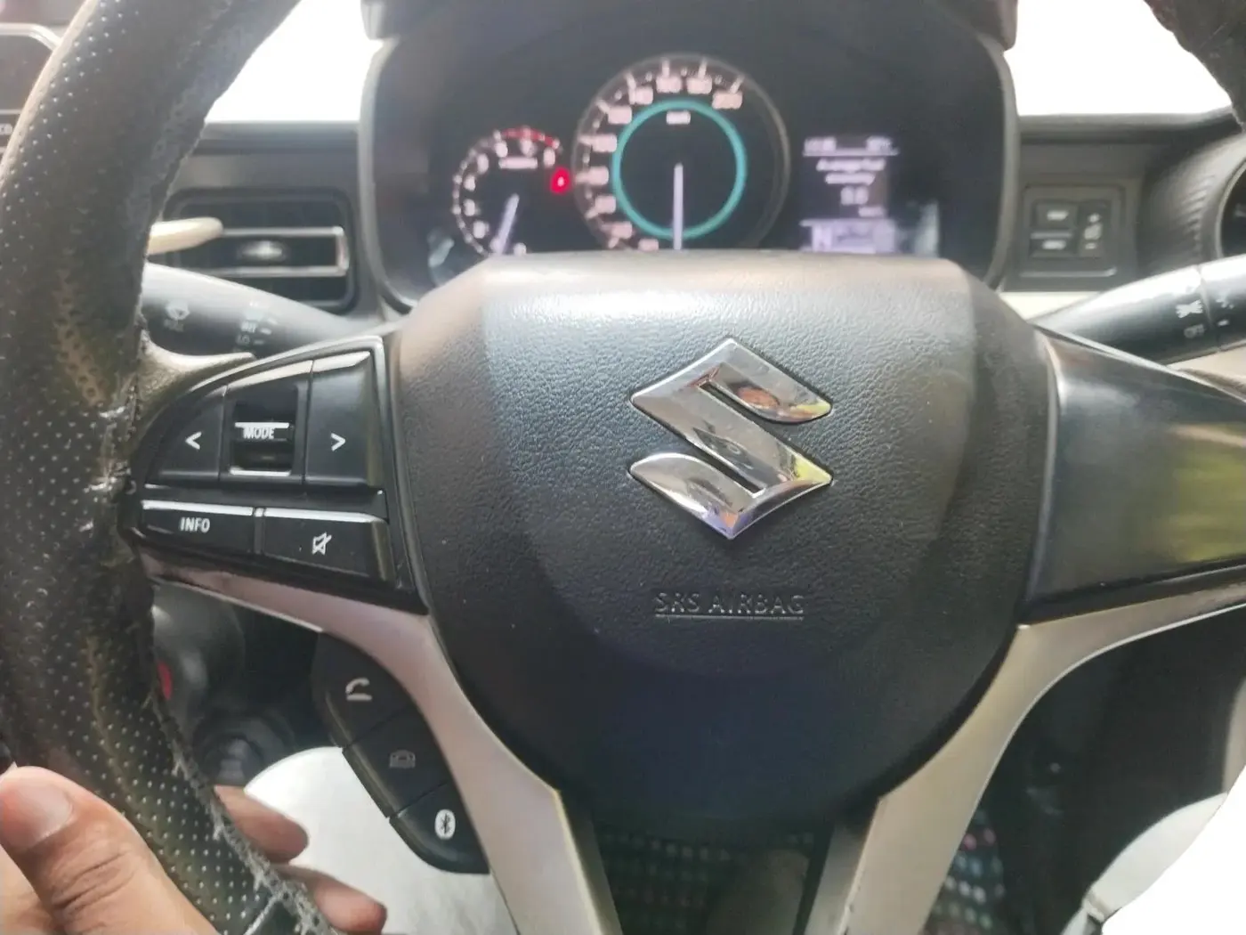 2017 Maruti IGNIS DELTA 1.2 AMT, CNG, Automatic, 1,21,712 km, interior